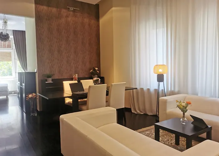 Yogiyo Apartman Budapest